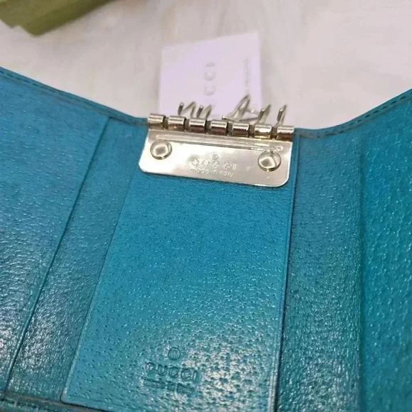 Gucci Canvas Monogram Studded leather  6 Key Holder case - Picture 15 of 15